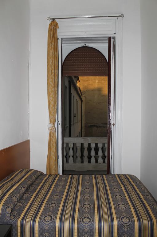 Hotel Luisa 米兰 外观 照片