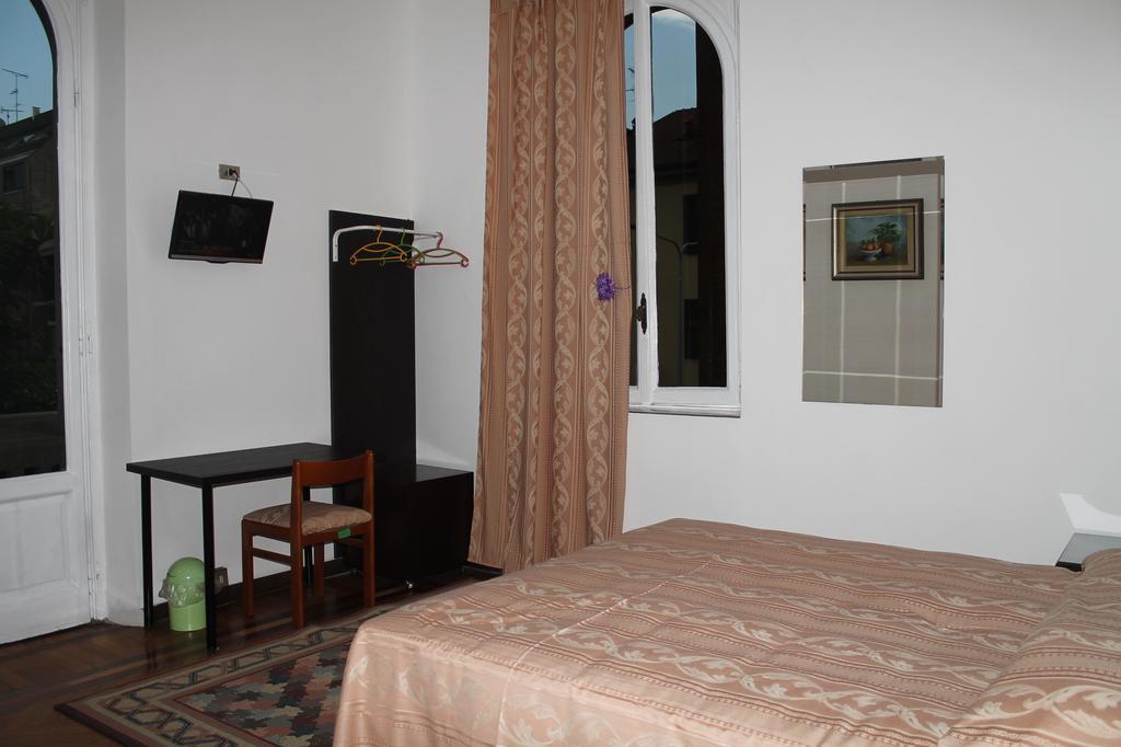 Hotel Luisa 米兰 客房 照片
