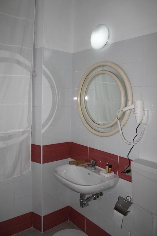 Hotel Luisa 米兰 客房 照片